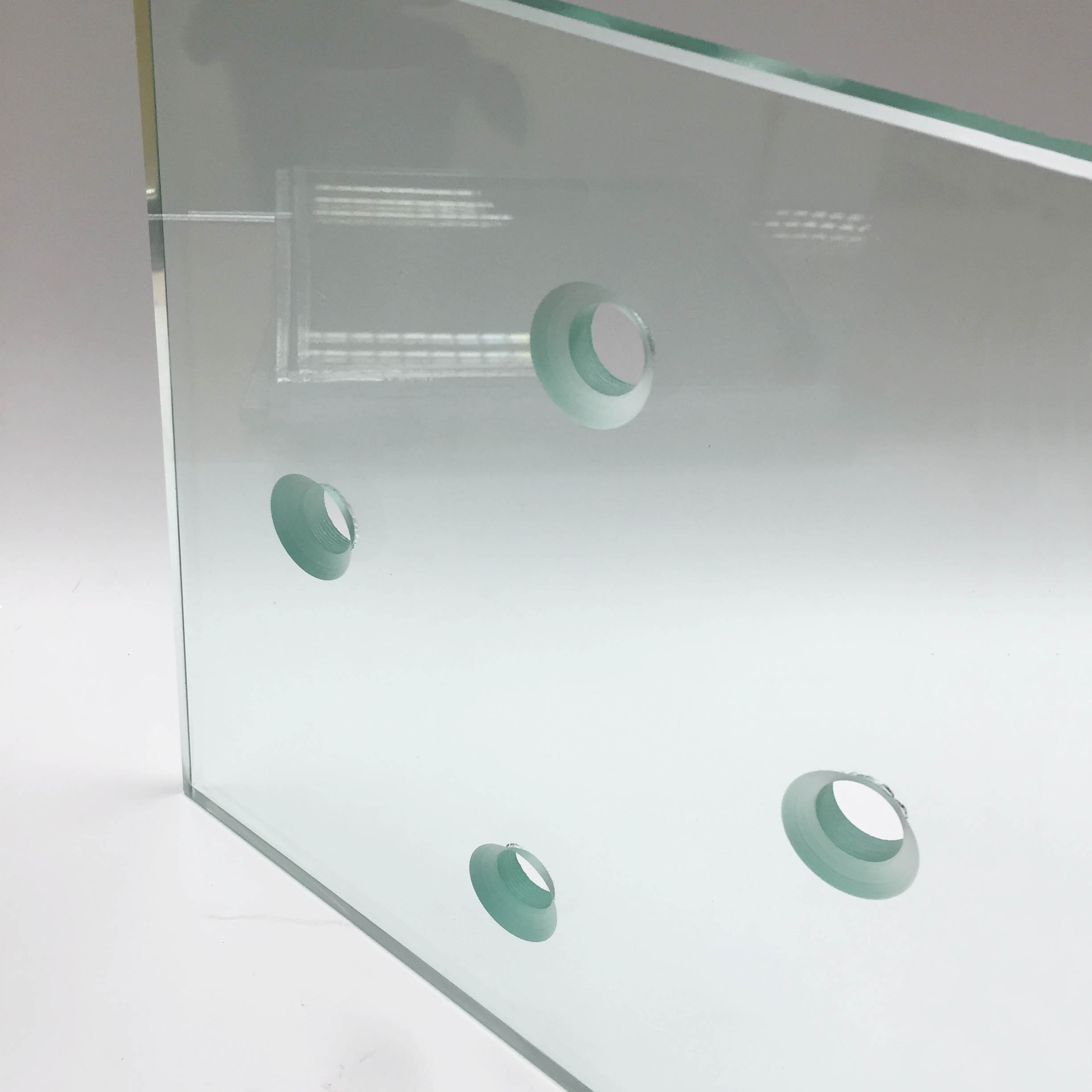 12mm Tempered Glass With Holes 12mm Tempered Glass With Holes