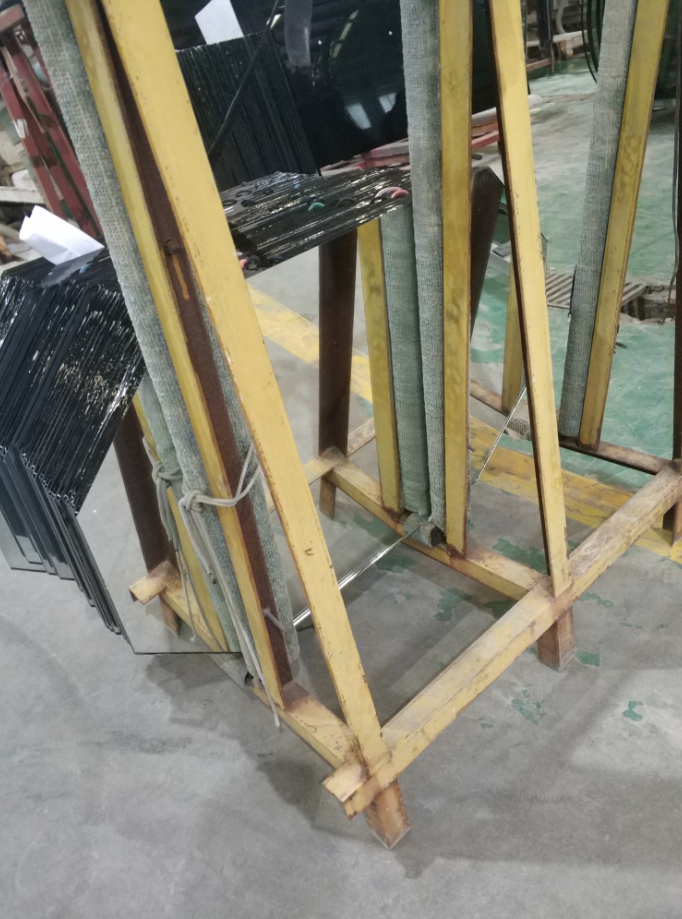 5mm Mirror Glass 4
