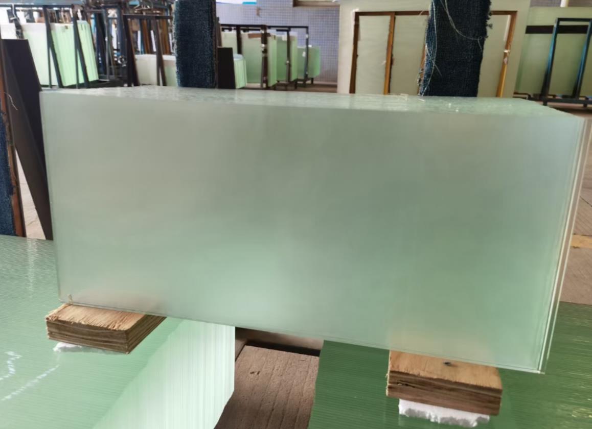 low iron solar glass